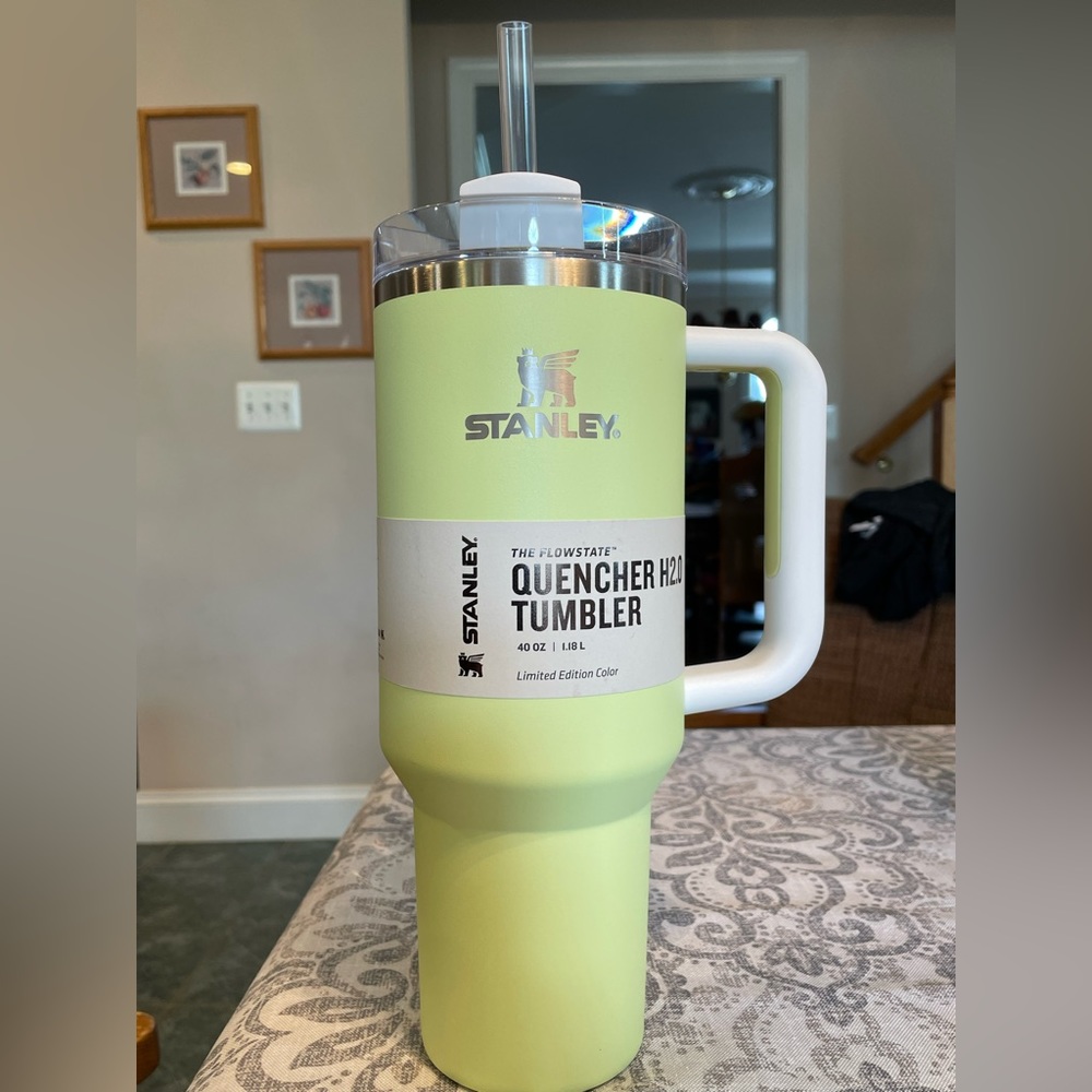 Citron Stanley Tumbler 40 oz